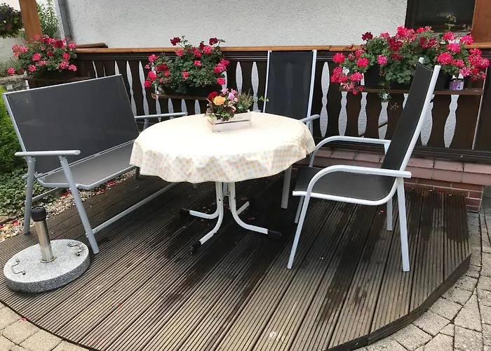 Monteur-/und Diehl *